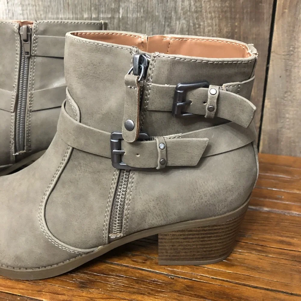 Indigo Rd. Faux Leather Ankle Boots Size 9 M Women’s